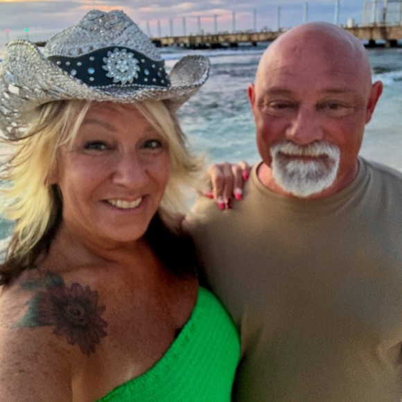 Live with The_poshcouple - Picture 5 of 12